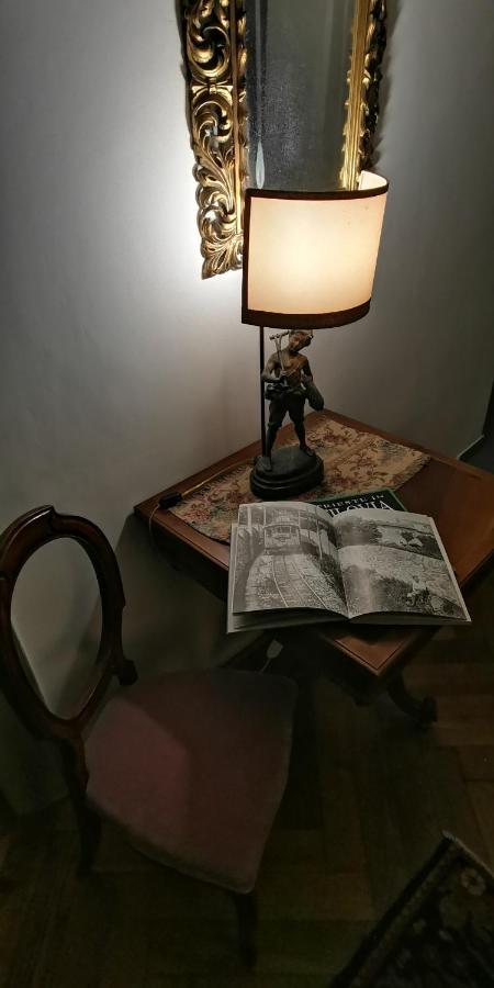 Charming Apartment In A 19Th Century Villa Trieste Ngoại thất bức ảnh